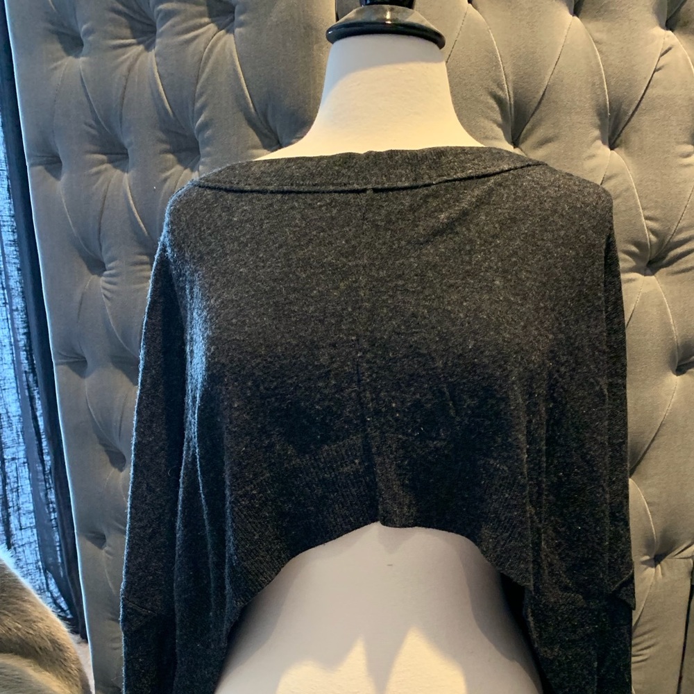 Renee C Cropped Sweater Tweeded Gray Wool Blend